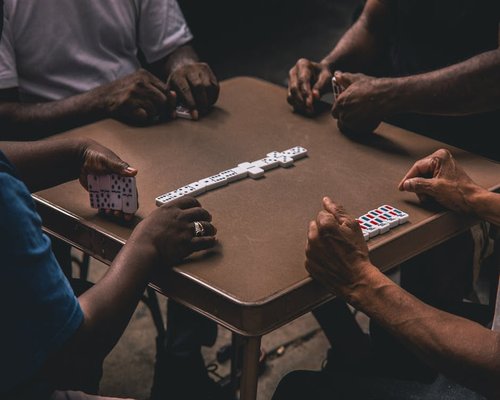 Psychology of Social Gaming: Why Players Choose Free Entertainment